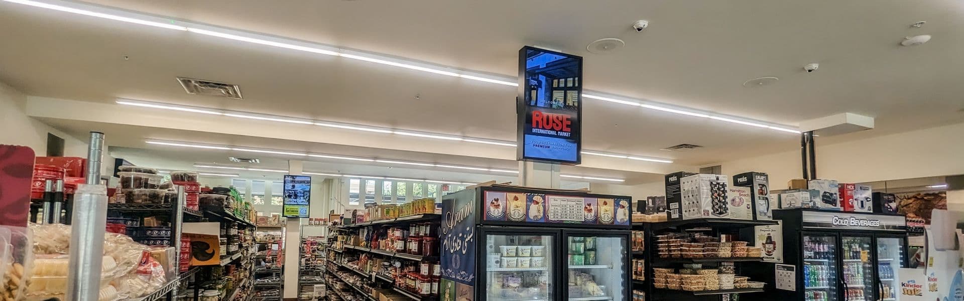 How Digital Signage Boosts Vancouver Retail Sales